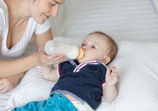 育婴师培训中心推荐：0-3个月宝宝的早教游戏
